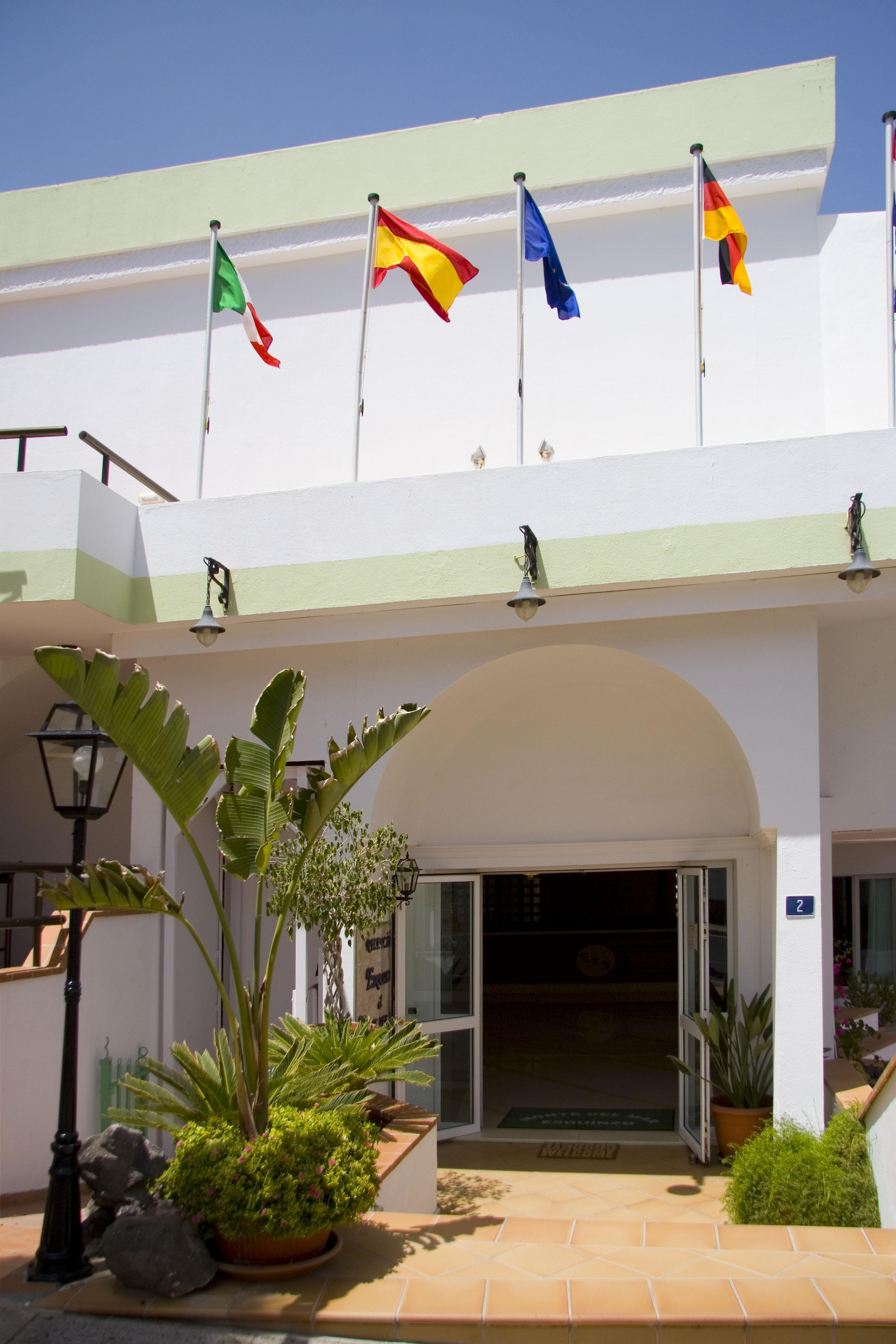 Aparthotel Esquinzo Y Monte Del Mar Playa De Esquinzo Kültér fotó